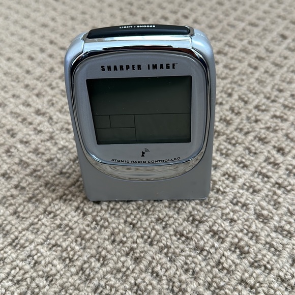 Sharper image alarm clock - Picture 2 of 3